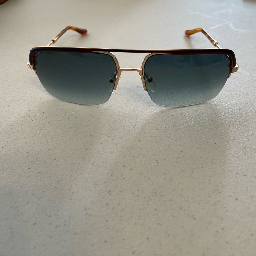 Blinde Unisex Sunglasses gradient blue NWT
